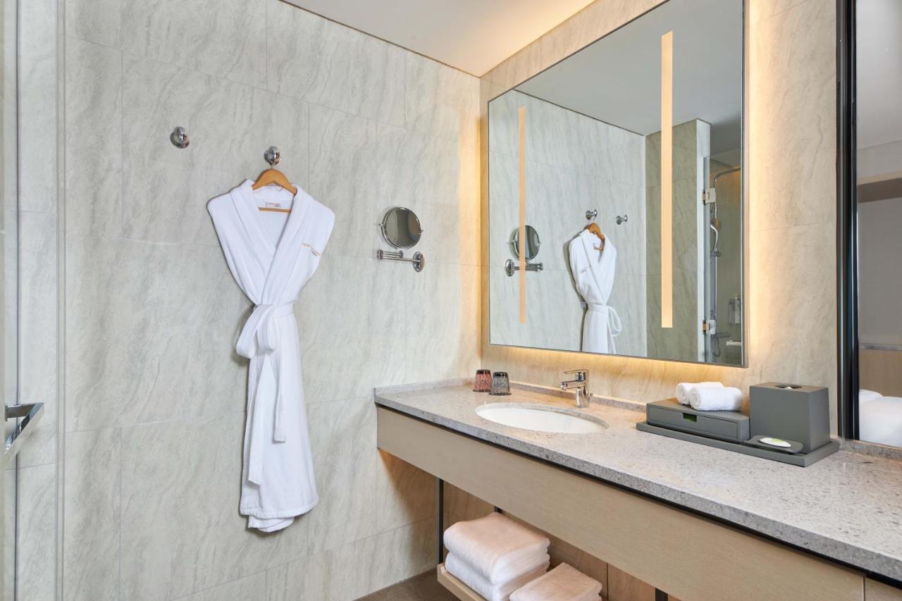 Courtyard By Marriott Changchun Bagian luar foto