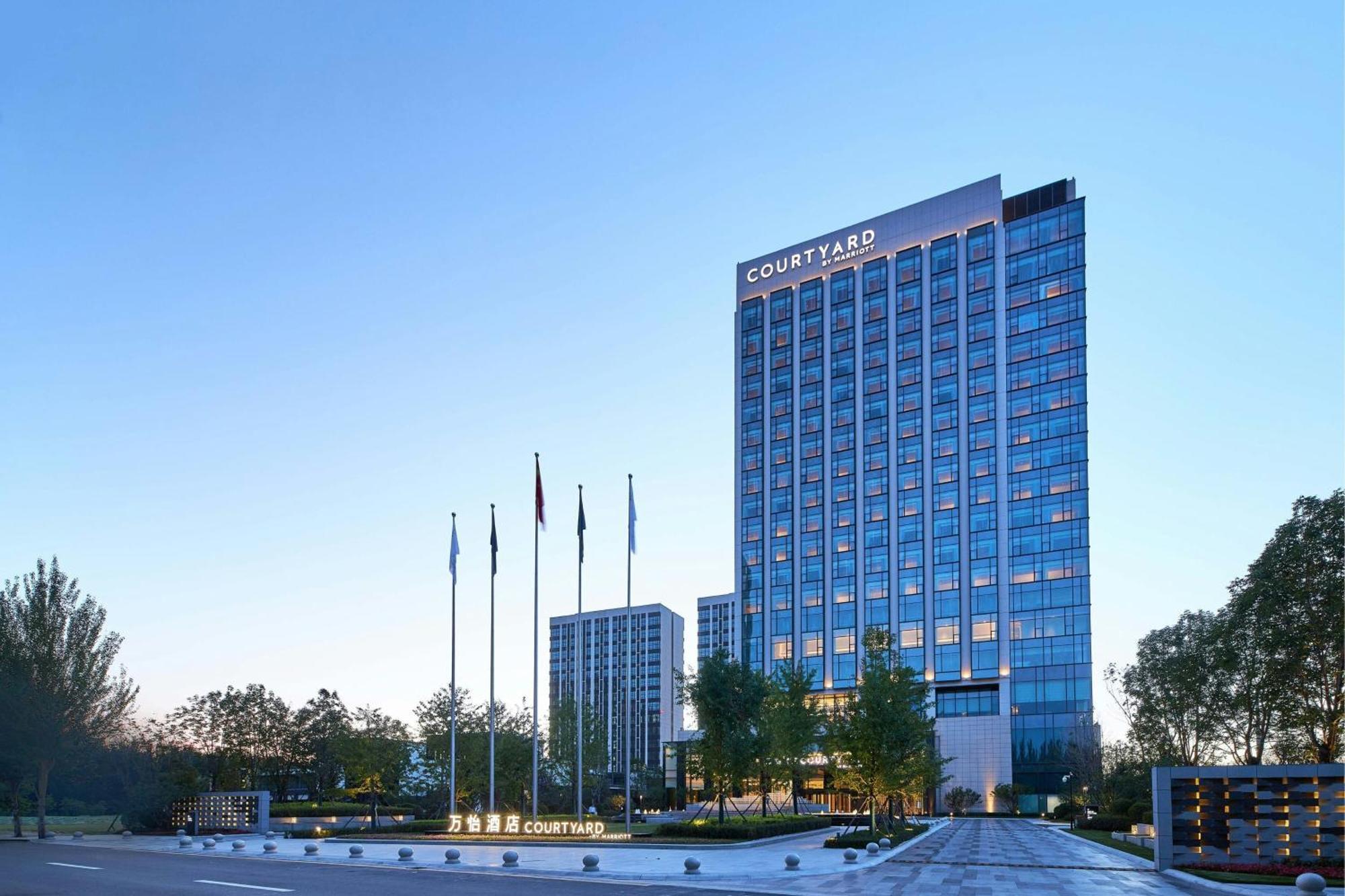 Courtyard By Marriott Changchun Bagian luar foto